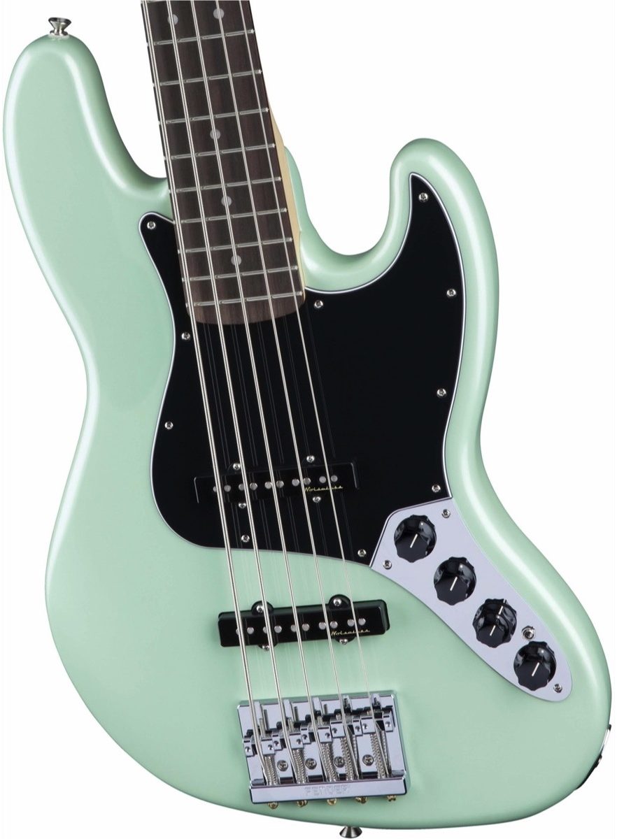 fender deluxe active jazz bass v pau ferro