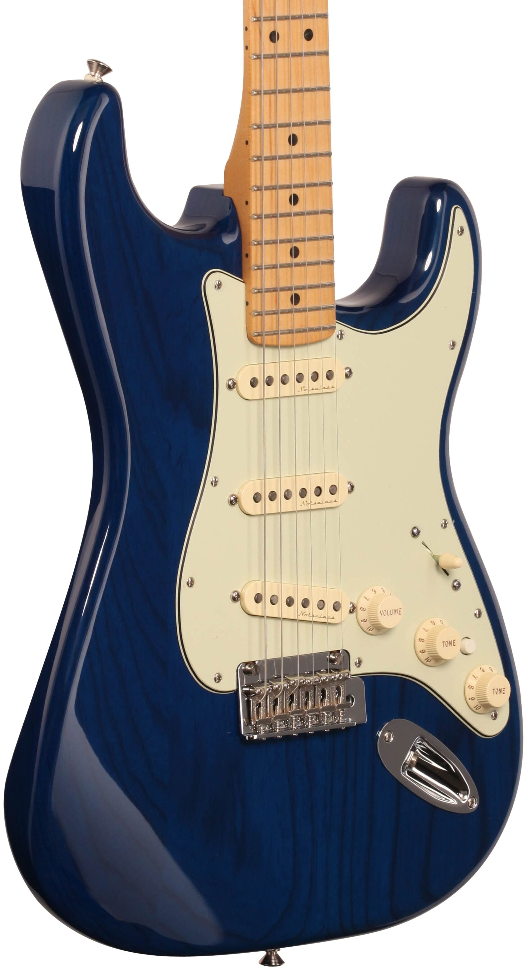 Fender Deluxe Stratocaster Electric Guitar (Maple Fingerboard, with Gig ...