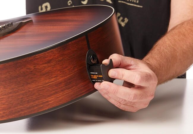 taylor guitar battery box