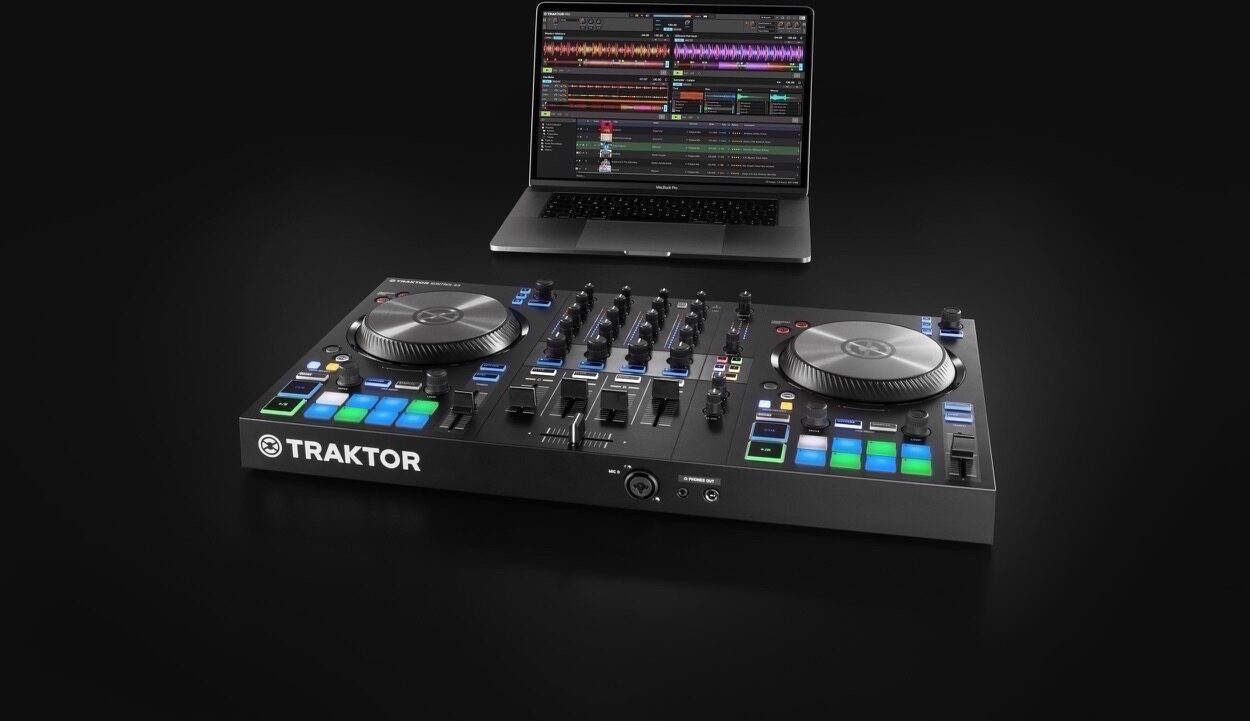 Native Instruments Traktor Kontrol S3 DJ Controller | zZounds