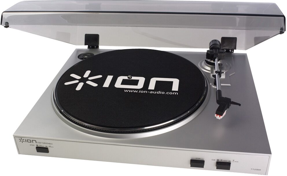Ion Audio TTUSB05 Turntable with USB Output zZounds