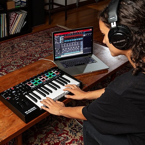 MAudio Oxygen Pro 25 USB MIDI Keyboard Controller zZounds