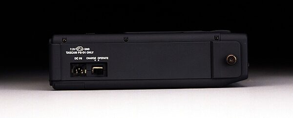 TASCAM DAP1 Portable DAT Recorder, Side 2