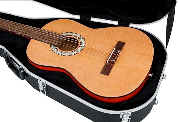 Gator GC-Classic Deluxe Classical Guitar Case, New, View 10